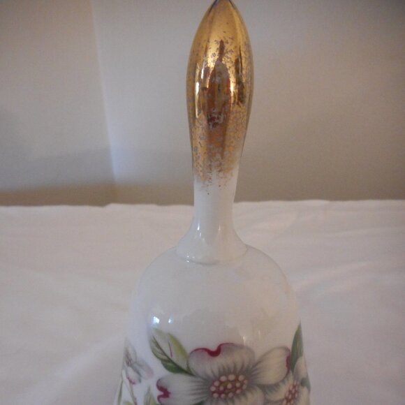 Vintage Lugenes Japan Dogwood Floral Bell - Picture 2 of 4